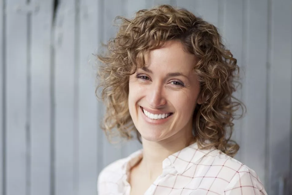 Implant Dentar Sau Punte Dentară